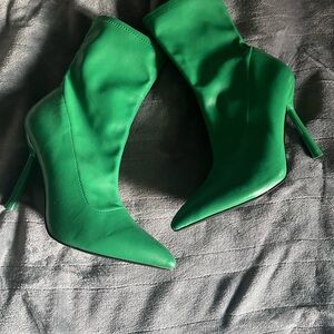 Point Toe boots Sz 10